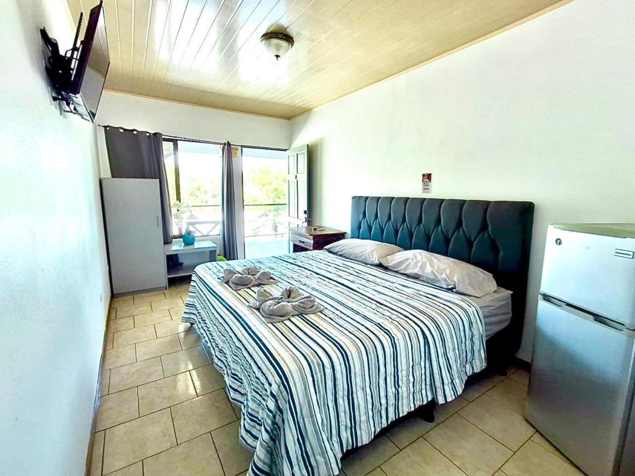Hotel Cabinas El Tecal Uvita Eksteriør billede